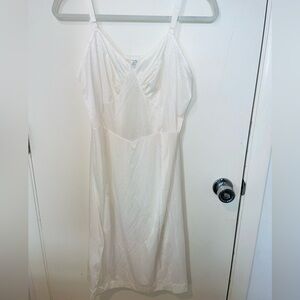 Vintage white slip dress gathers Merwell scalloped hem knee length sz M adj